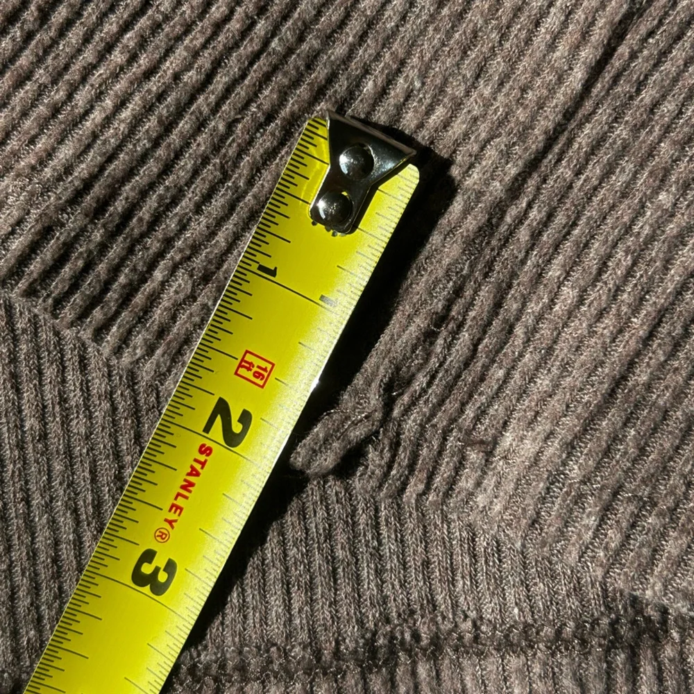 Zara Ribbed Cropped tshirt - Picture 4 of 5